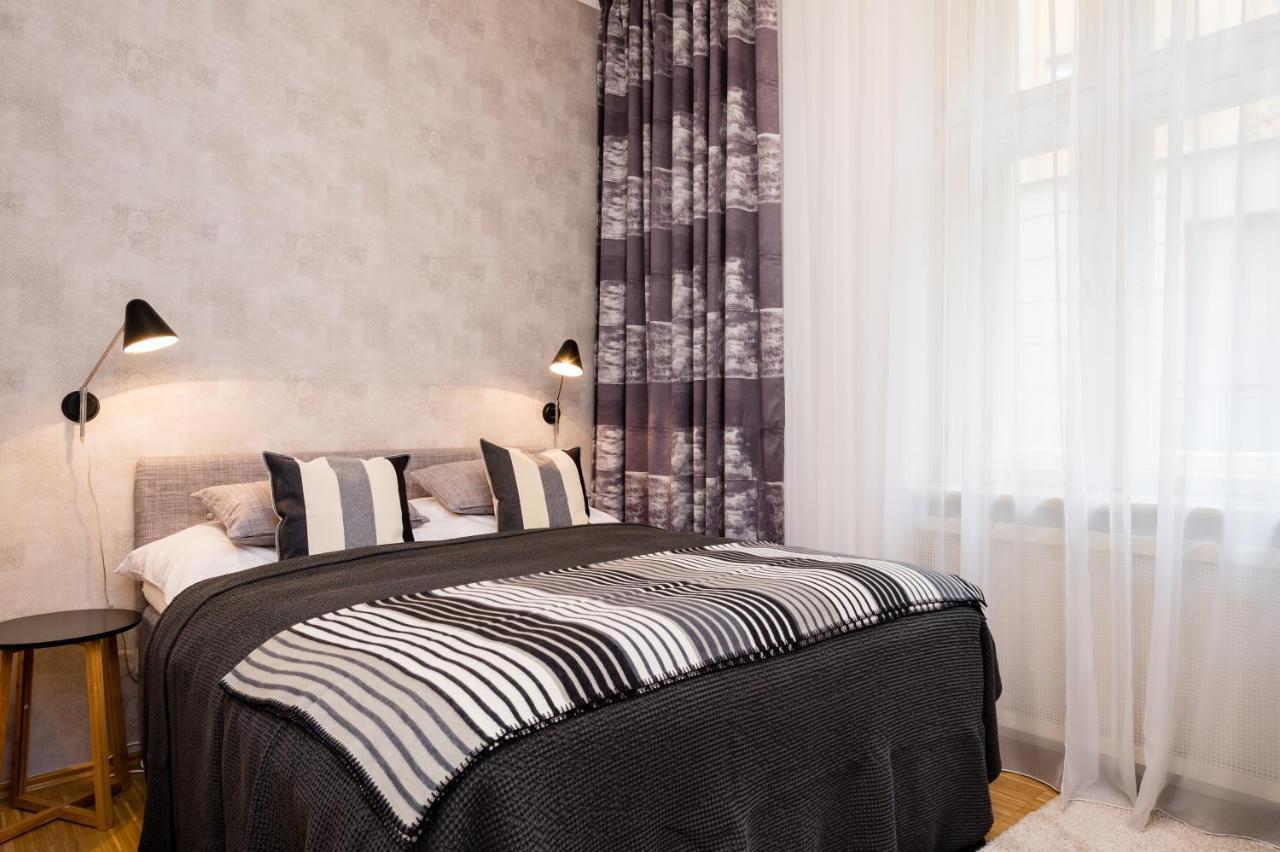Modern Charvatova Apartment Prag